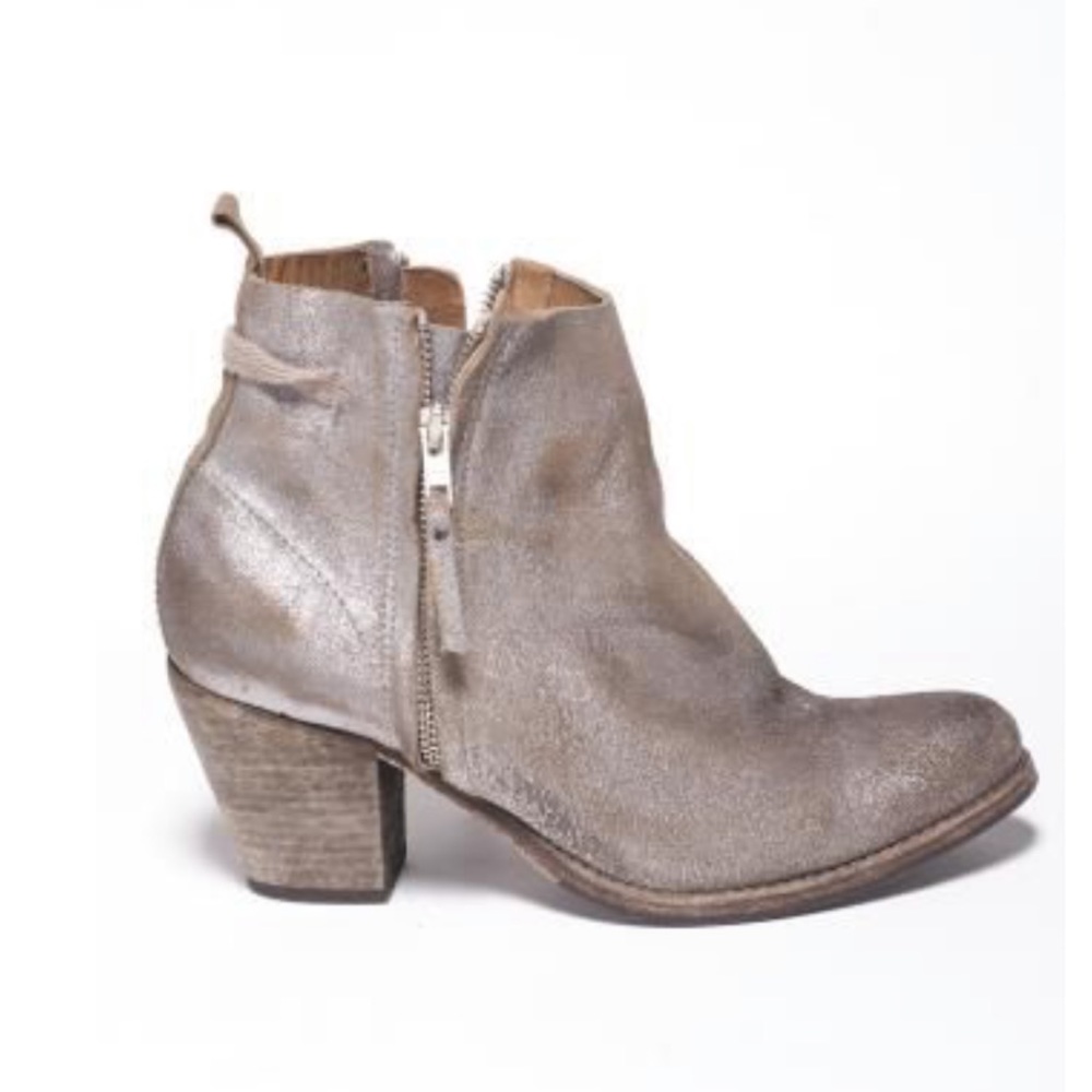 Humanoid Metallic Sterre Ankle Booties 39  $30-